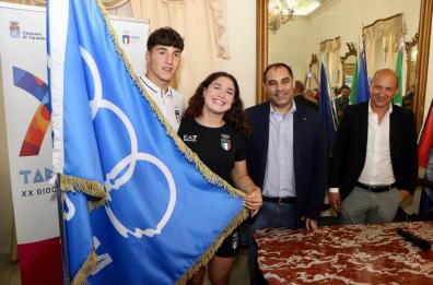 Giochi Mediterraneo: a Taranto arriva la bandiera con i tre cerchi