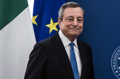 Draghi come Cesare: accerchiato dai «suoi» con l’incubo Senato