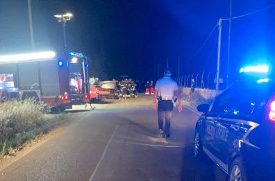 Auto si ribalta a Taranto: muore 28enne, ferito altro giovane