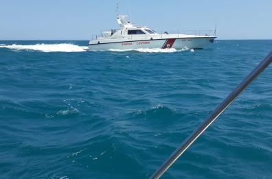 Mola di Bari, motopesca speronato da nave bielorussa. Dopo la fuga, presi a Trieste i pirati del mare