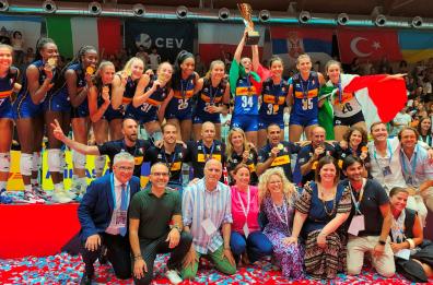 «Siamo di nuovo pallavolo-leggenda, perché curiamo  le giovanili»