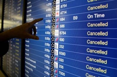 Salta il viaggio in Islanda per una famiglia barese: «Ora ci paghino i danni» 