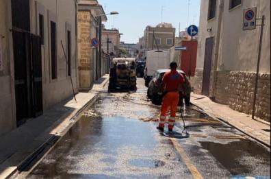 Santo Spirito, una fogna a cielo aperto: liquami e puzza anche in via De Rossi