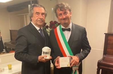 Acquaviva, il sindaco incontra Riccardo Muti: «Ho proposto la cittadinanza onoraria»