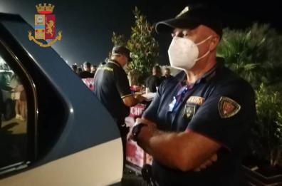 Gallipoli, sequestrata merce taroccata e ispezionate case fittate ai turisti