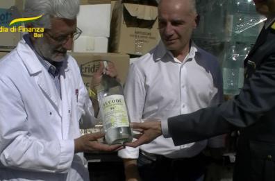 Guardia di Finanza dona 2700 litri alcol etilico a ospedale del Foggiano