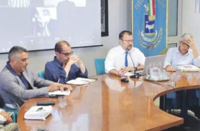 Matera, l’Asm perde ancora pezzi: i sindaci lanciano l’Sos 
