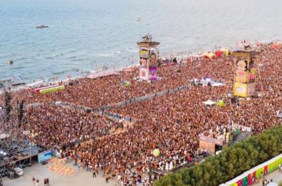 «A presto, Barletta balleremo ancora», il Jova Beach Party chiude un bis di successi. Ma c'è un caso prezzi