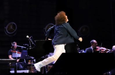 Cocciante in Puglia: «I miei 50 anni di musica»