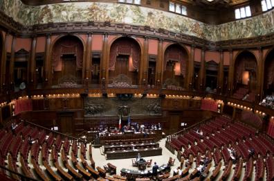 La concatenazione di eventi politici nel «caso italiano»
