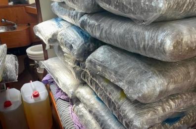 Una tonnellata di marijuana sequestrata nel Salento, 5 arresti in Albania