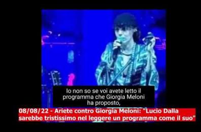 Gallipoli, la cantante Ariete attacca Giorgia Meloni: «Non fatevi mettere i piedi in testa»