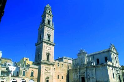 Lecce: boom per l’ascensore del campanile del Duomo