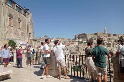 Matera, tutti pazzi per il trekking urbano a Ferragosto