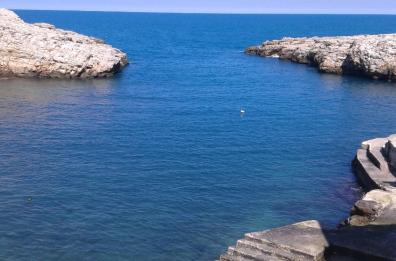 Polignano: sequestrati ombrelloni  e sdraio abusivi in spiaggia