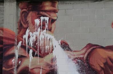 Casalvecchio:  imbrattato il murales dedicato a Skanderberg
