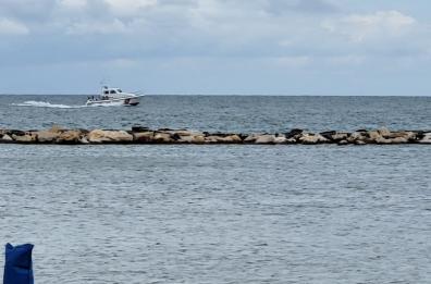 Trani, uomo disperso in mare nella Baia di Colonna: dopo ore di ricerche trovato il cadavere