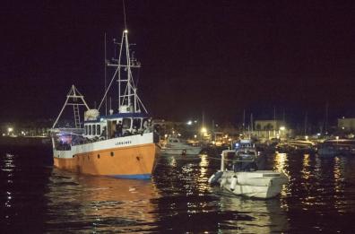 Torre Vado, 92 migranti sbarcano nel Salento: tra loro minori e una donna incinta