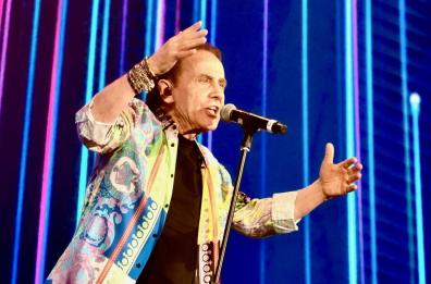 Roby Facchinetti in concerto a Manfredonia: «La musica aiuta a mantenersi giovani»