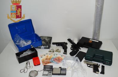 Droga e pistola con matricola abrasa nascoste in casa, un arresto nel Leccese 