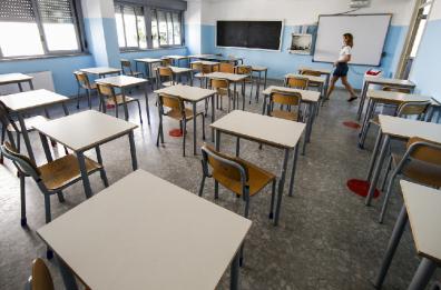 A Lecce si rientra a scuola con il rischio delle «classi pollaio»