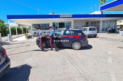 Nardò, sparatoria in una stazione di servizio: identificato e denunciato un responsabile