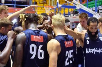 L'Happy Casa Brindisi stupisce e conquista la vittoria a Trento