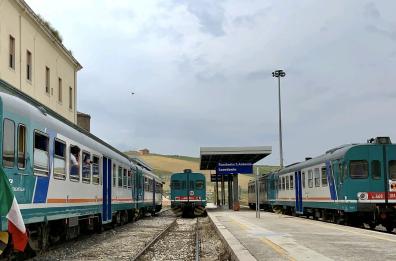 Torna  a Rocchetta la «littorina» da Lacedonia