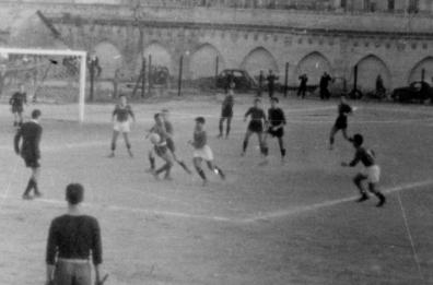 Quando il Taranto giocava la B di calcio nell'Arsenale Militare