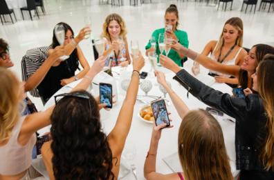 Canosa, le venti finaliste a caccia del titolo di «Miss Universe Italy»