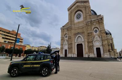 Cerignola:  scoperti 11 lavoratori in nero nella ristorazione e un'attività su tre non emette lo scontrino