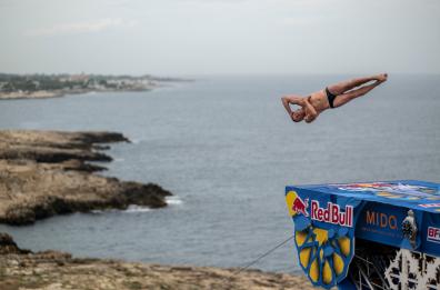 Tuffi a Polignano, azzurri con la paura ma felicissimi di «stare lassù»