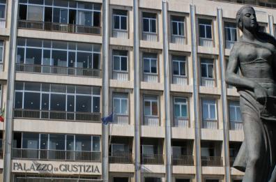 Frode sulle mascherine durante il lockdown, 5 in processo a Bari