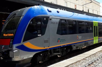 Sud-Est, c'è un buco da 130 milioni: «Così salveremo treni e bus». Ma quasi nessuno paga il biglietto