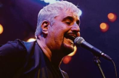 Bari, al teatro Petruzzelli concerto-omaggio a Pino Daniele