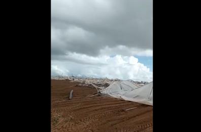 Tromba d'aria tra Sabaudia e Terracina. A Formia inondazione, nubifragio e frana