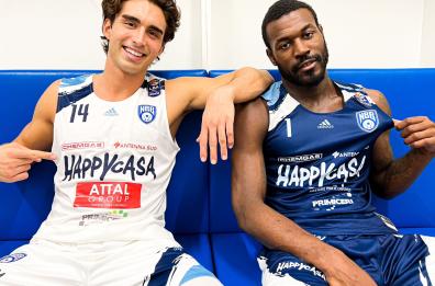 Basket, presentata la divisa gara della Happy Casa Brindisi