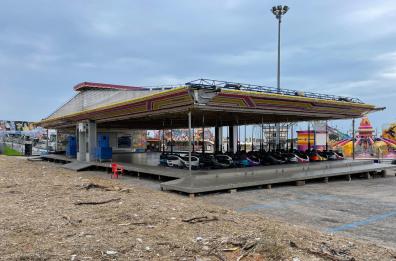 Manfredonia, sparò tra la folla al luna park, indagato confessa: «Ho agito dopo aggressione»