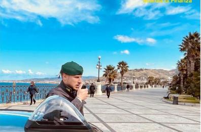 Operazione GdF smantella narcotraffico: base in Calabria, 36 misure cautelari, anche a Bari. Sequestrate 4 tonnellate di cocaina