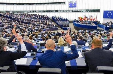 Ucraina, Unione Europea prepari risposta in caso di attacco nucleare russo