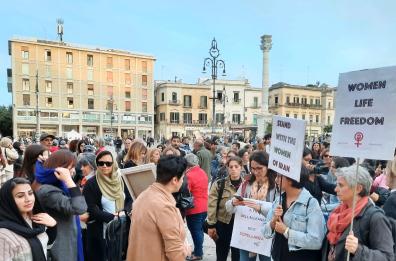 «Siamo tutte Mahsa Amini»
