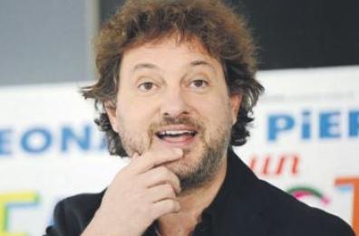 Il prete Pieraccioni, la scomoda eredità e «Il sesso degli angeli»