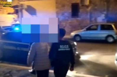 Foggia, affari d'oro coi furti d'auto grazie al silenzio dei taglieggiati