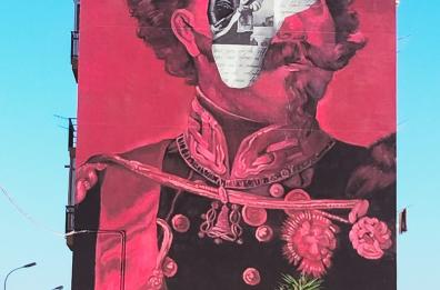 Acquaviva, Lucarelli e i briganti: l'omaggio nel murale di Luis Gomez de Teran