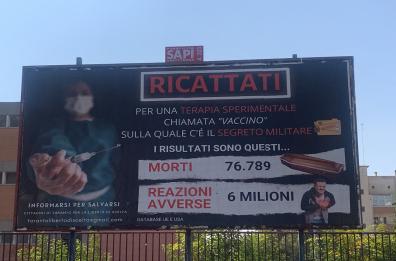 Taranto, in via Medaglie d'Oro spunta il manifesto no-vax: indagano Digos e carabinieri. Scritte deliranti anche a Lecce