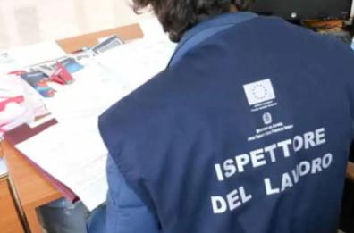 Copertino, truffa all'Inps con falsi braccianti: nei guai cooperativa agricola, 3 arresti