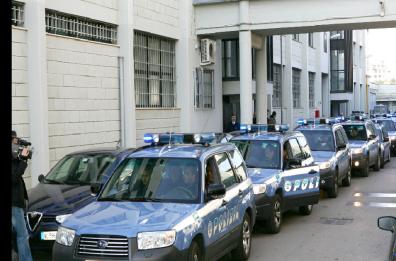 Brindisi, tre indagati per favoreggiamento all'immigrazione clandestina