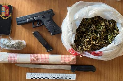 «Spaccia droga e minaccia gente», dal messaggio di You pol scatta l'arresto di un 24 enne a Nardò