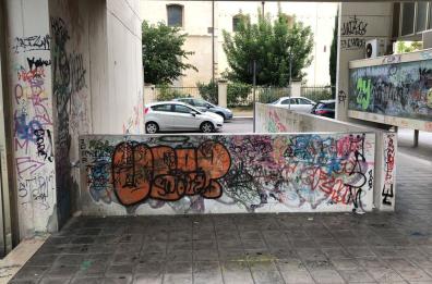 Lecce, il degrado a pochi passi dal Tribunale, protestano i residenti