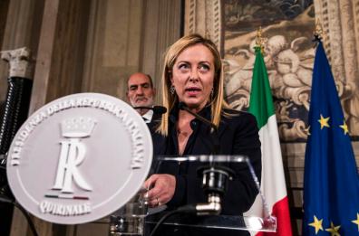 Mattarella conferisce l'incarico a Giorgia Meloni: il giuramento alle 10. La lista dei ministri: Fitto agli Affari Europei e Mantovano Sottosegretario Pdc